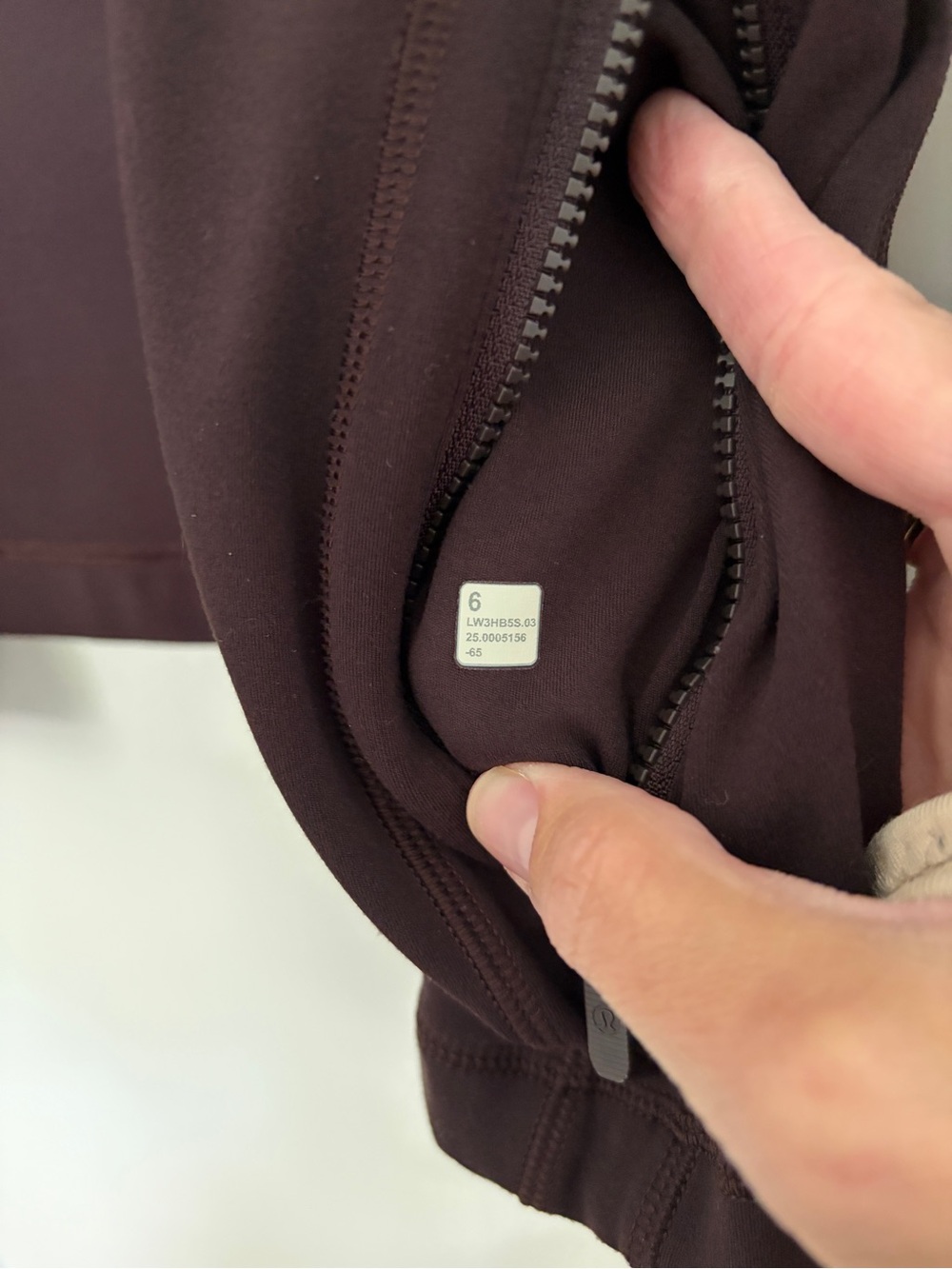 Lululemon Define Cropped Jacket Nulu Dark Brown Size 6 - Picture 4 of 5